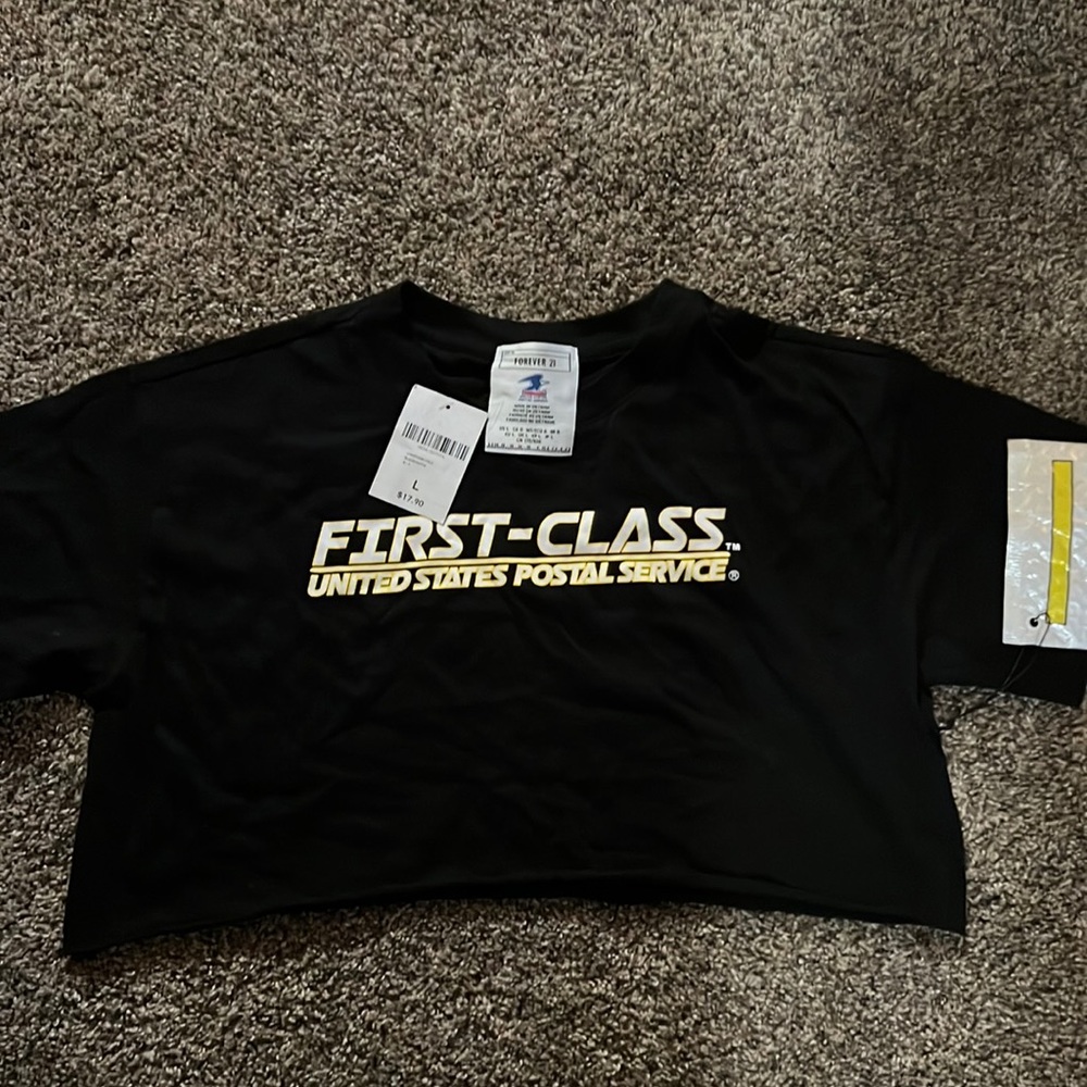 Forever 21 USPS crop top Size L